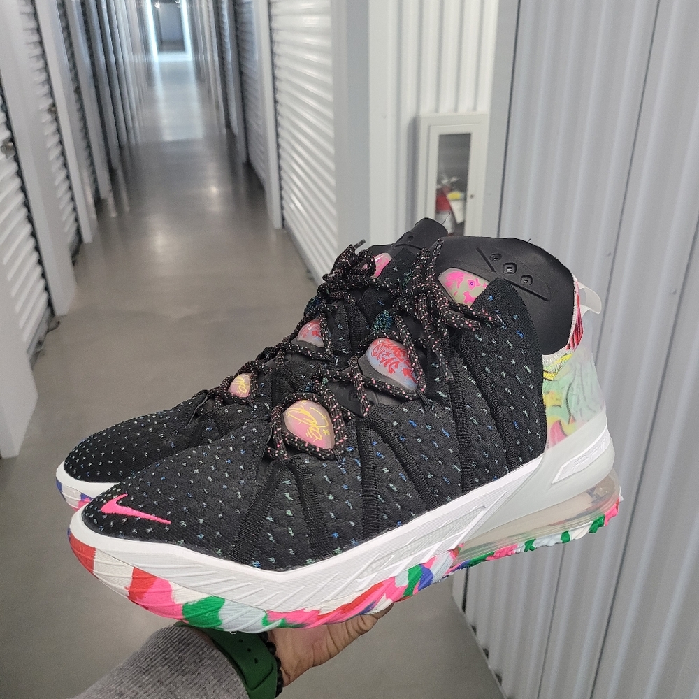 Nike Lebron 18 XVIII